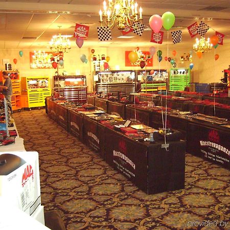 Holiday Inn Middletown Goshen Ресторан фото